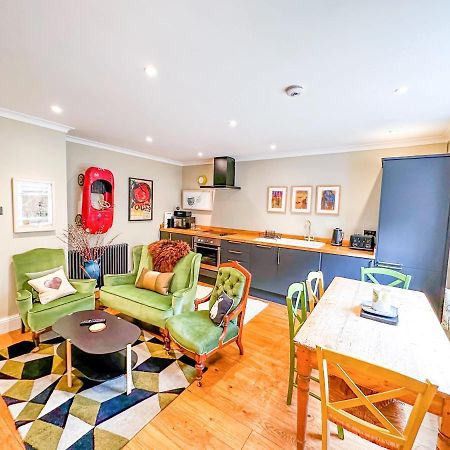 Ferienwohnung Unique 2 Bed In The Heart Of Bath With Parking Exterior foto
