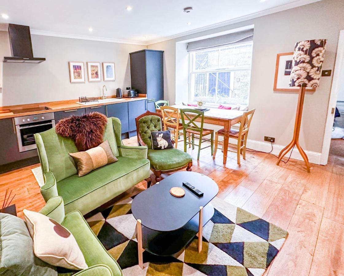 Ferienwohnung Unique 2 Bed In The Heart Of Bath With Parking Exterior foto