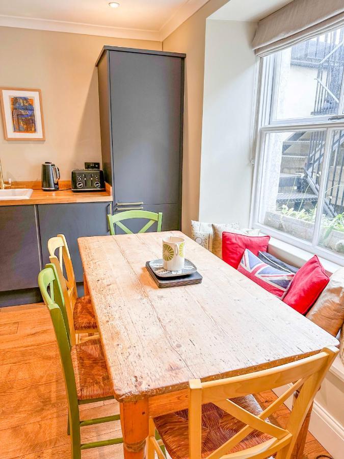 Ferienwohnung Unique 2 Bed In The Heart Of Bath With Parking Exterior foto