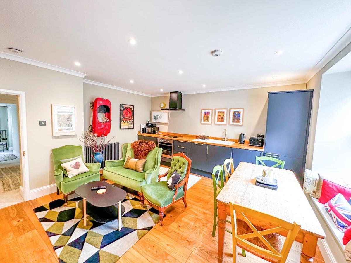 Ferienwohnung Unique 2 Bed In The Heart Of Bath With Parking Exterior foto